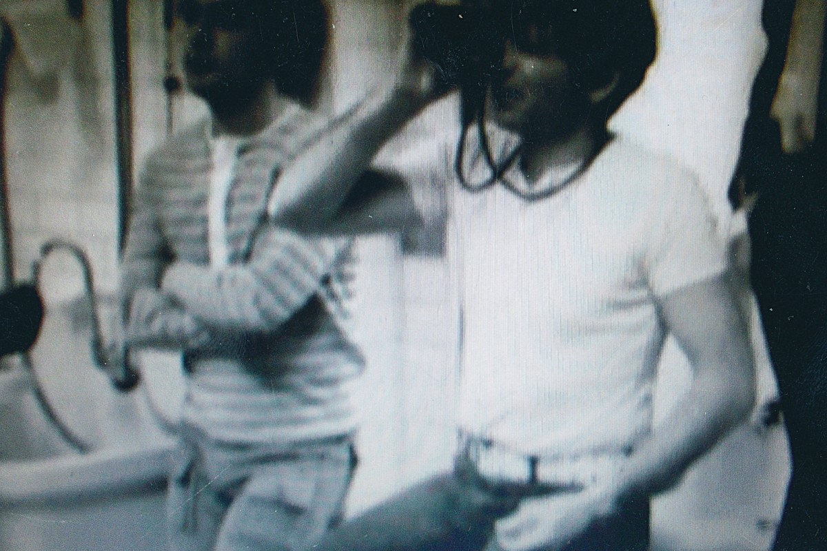 Shocking Pinks - Nick Harte - Camera